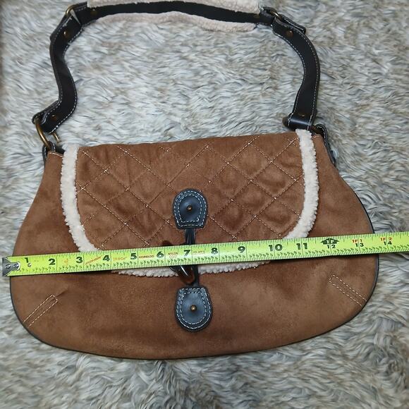 Old Navy Brown Faux Suede Sherpa Shoulder Bag Quilted Flap Buckle Boho Y2K - Picture 4 of 11
